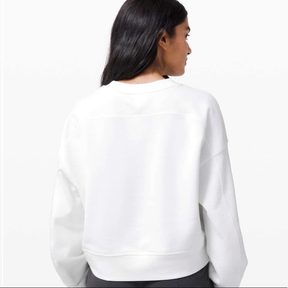 Lululemon Perfectly Oversized Crop Crew - Picture 3 of 9